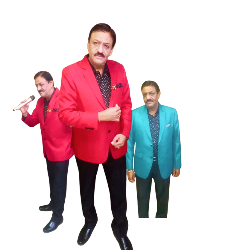 Rajesh Bajaj, founder of Star Musical Entertainer, with the performing team